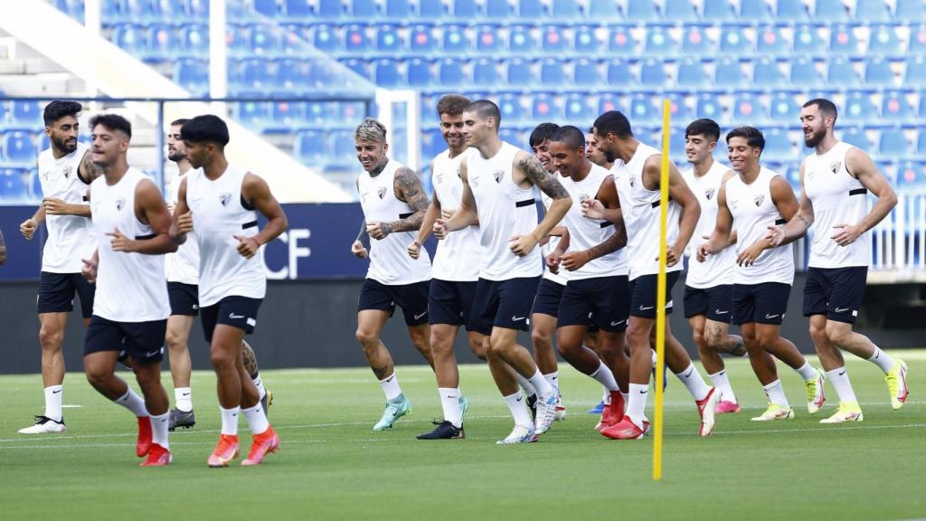 Entrenamiento de la plantilla del Málaga.