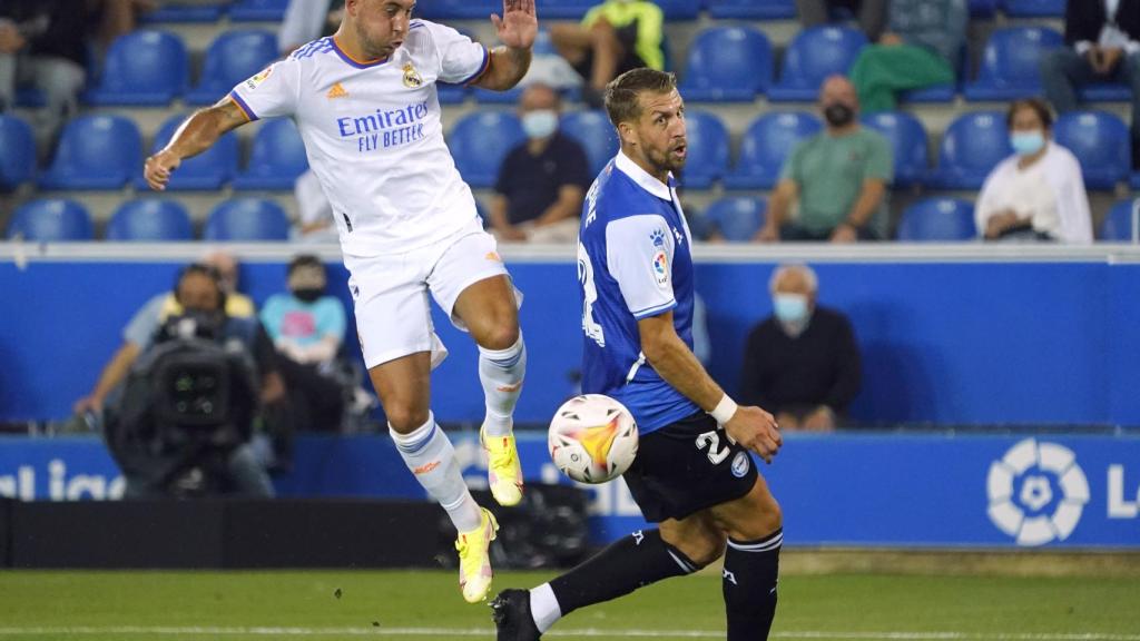 Hazard en un partido del Real Madrid contra el Alavés