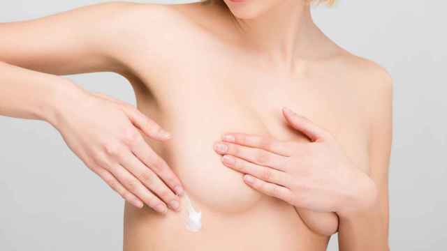 5 cremas reafirmantes para el pecho: recupera la elasticidad de tu piel