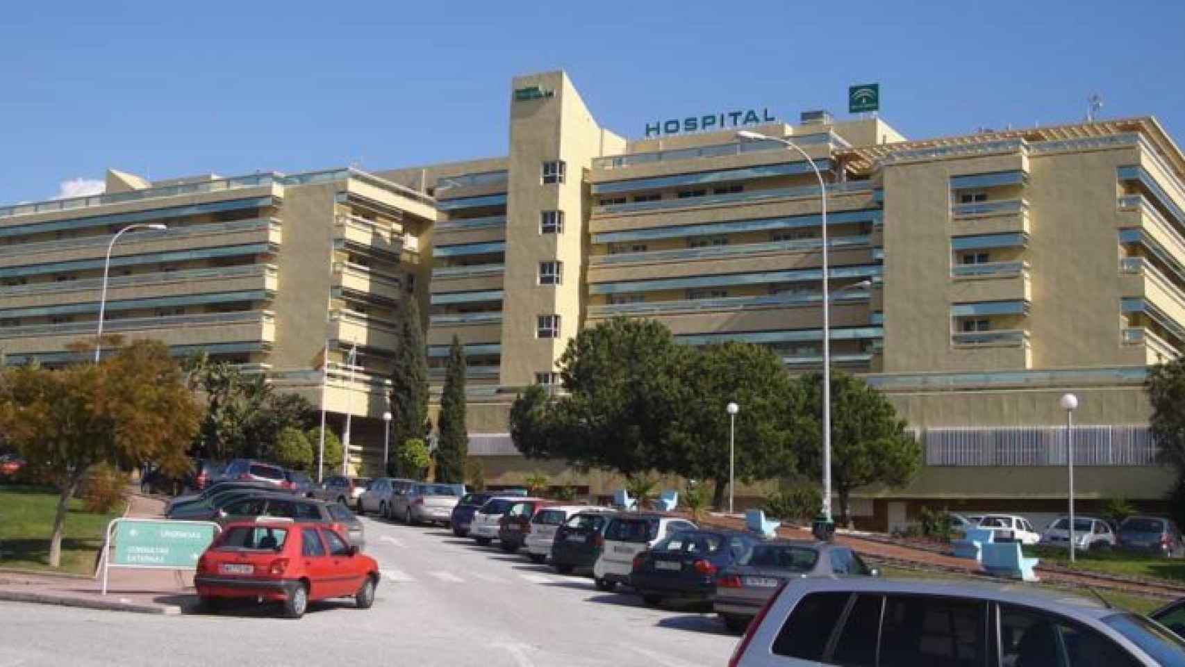 El Hospital Costa del Sol donde falleció la chica de 20 años.