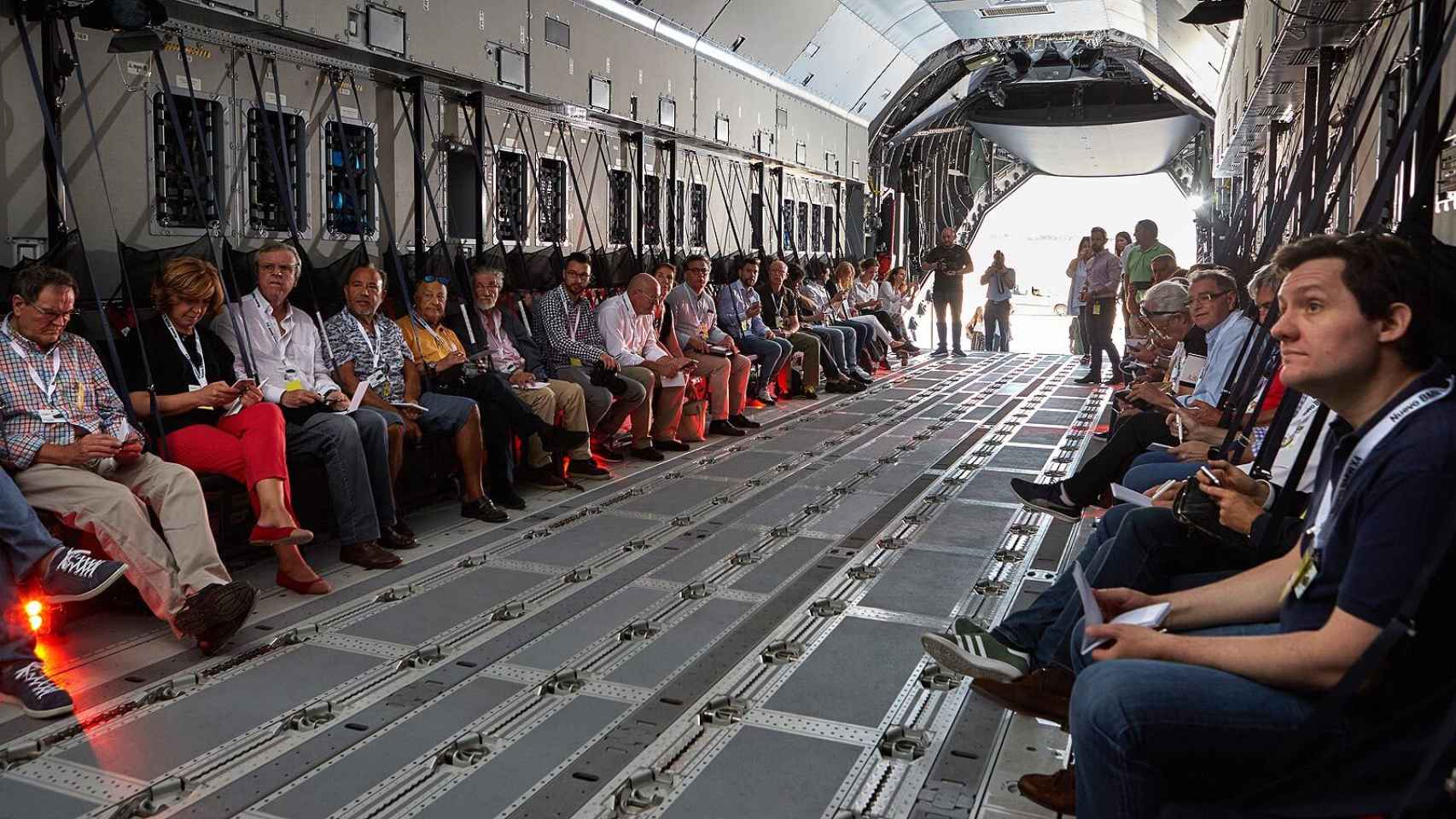 Rueda de prensa a bordo del Airbus A400M.