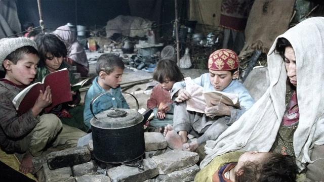 'La guerra más larga' retrata la invasión de EEUU en Afganistán.