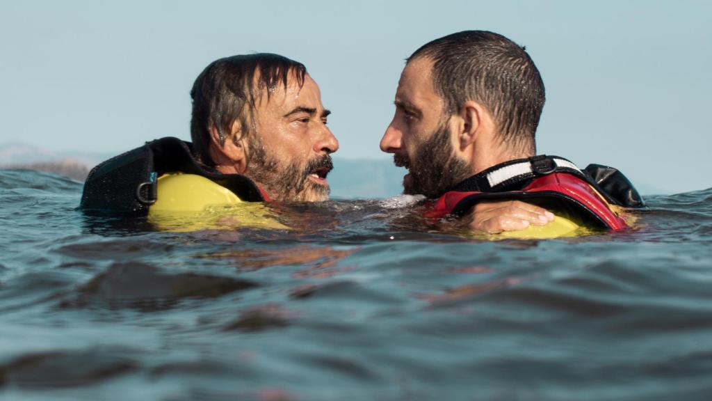 Eduard Fernández y Dani Rovira en la película.