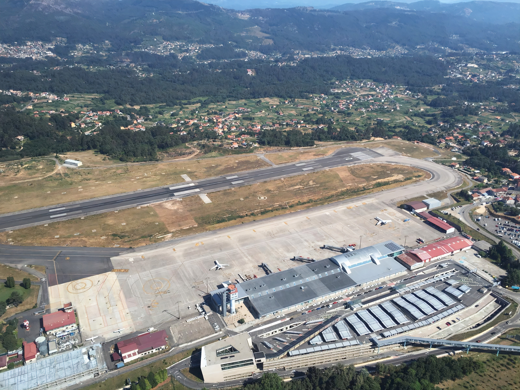 Vista aérea del aeropuerto de Vigo.
