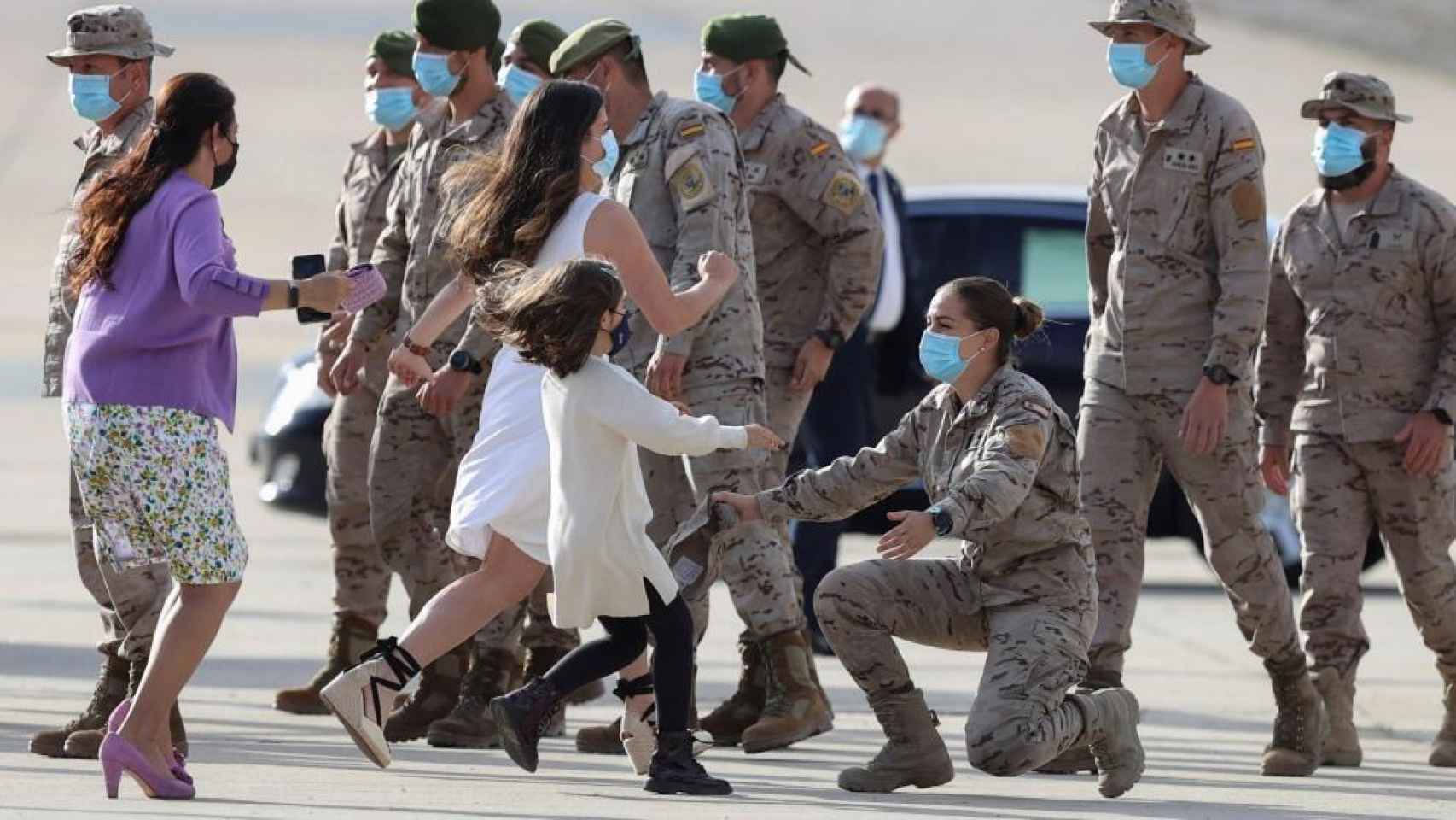 Militares españoles volviendo a casa desde Afganistán.