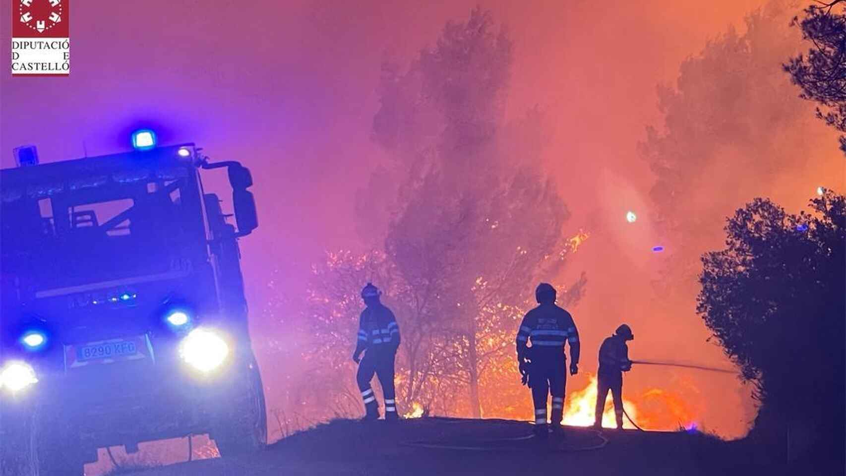 El incendio de Azuébar, en Castellón, fue el más importante de la última ola de calor; producido por un rayo que quemó un pino, obligó a desalojar varias poblaciones