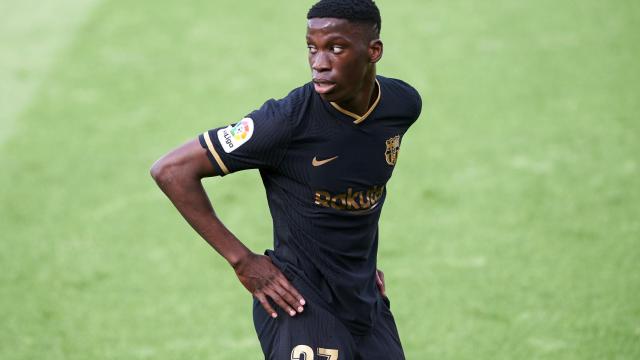 Ilaix Moriba en un partido con el FC Barcelona