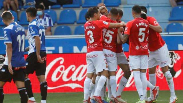 Fer Niño celebra su gol con el Mallorca