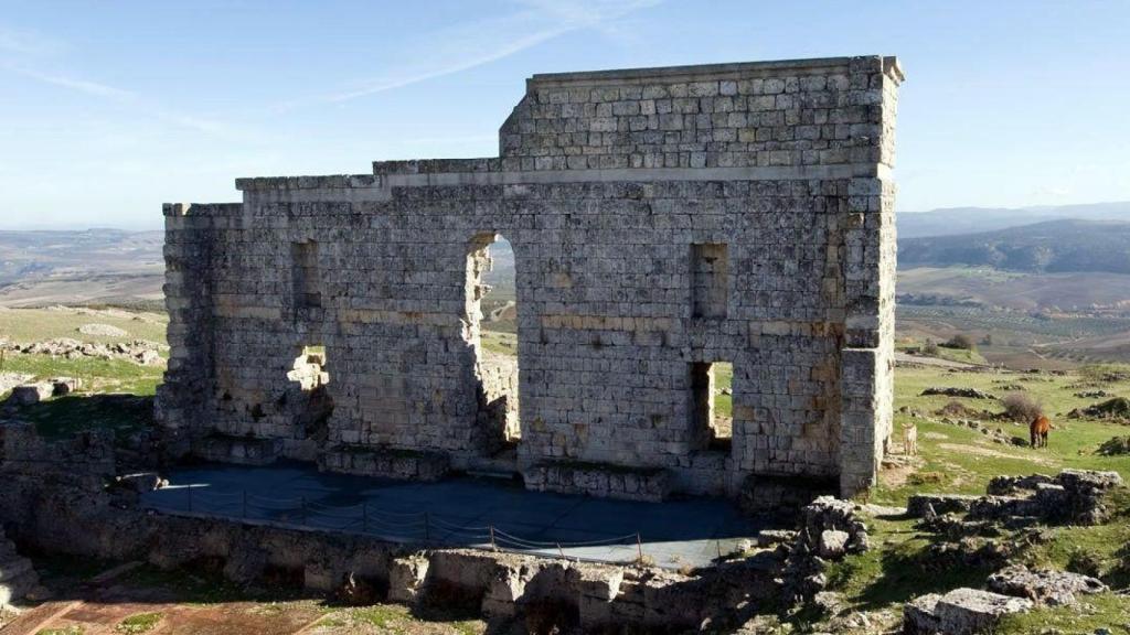 Cerca de Ronda encontramos el espectacular conjunto arqueológico de Acinipo.