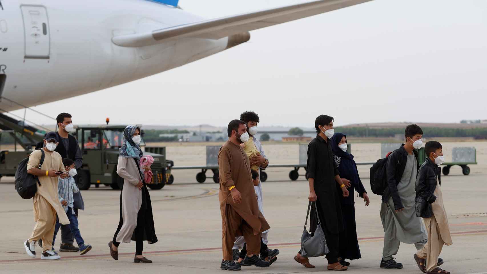 Aterriza un nuevo avión en la base de Torrejón con 290 afganos
