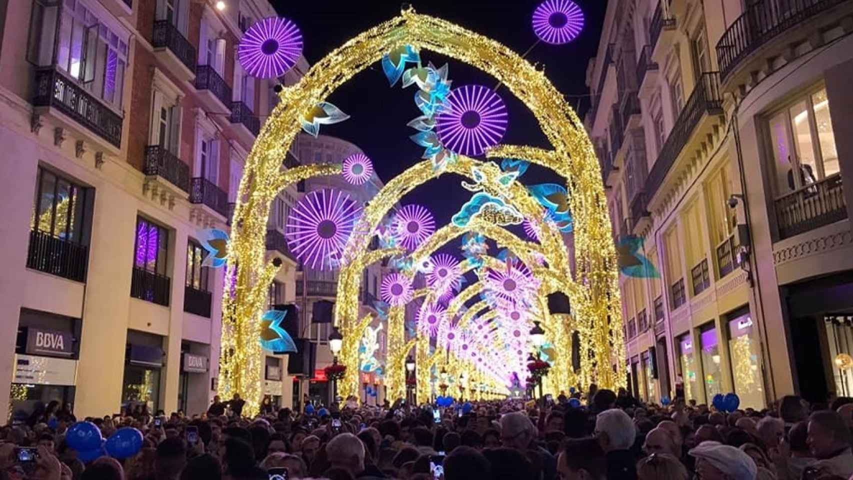 Luces de Navidad en la calle Larios, en Málaga.