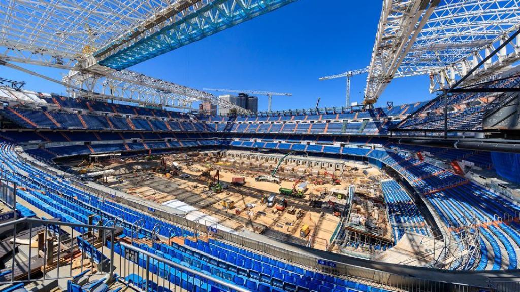 Obras en el interior del Santiago Bernabéu.