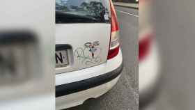 Denuncia amenazas y pintadas en su coche en Marín (Pontevedra)