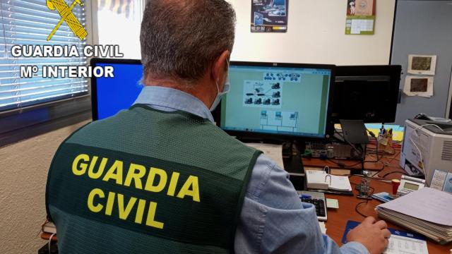 Estafan 12.000 euros a un empresario de Toledo haciéndose pasar por vendedores chinos