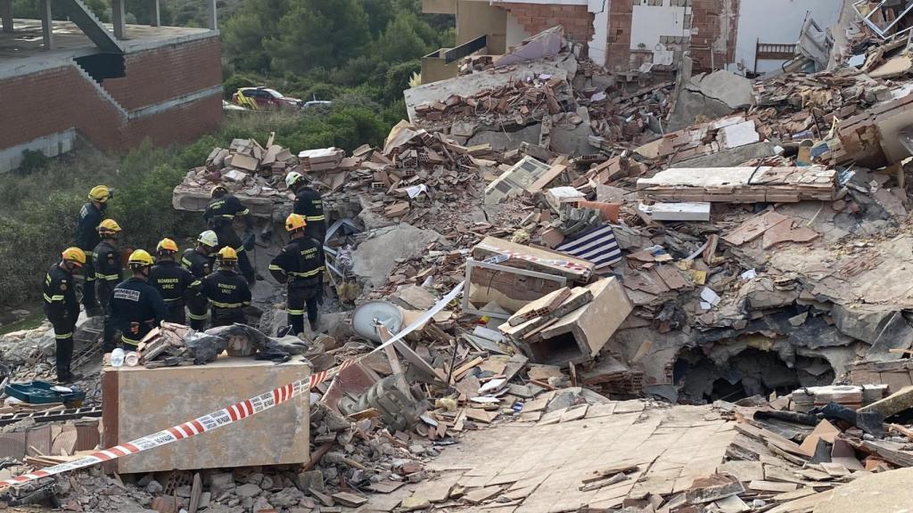 La construcción del edificio se llevó a cabo a finales de los 80 o principios de los 90.