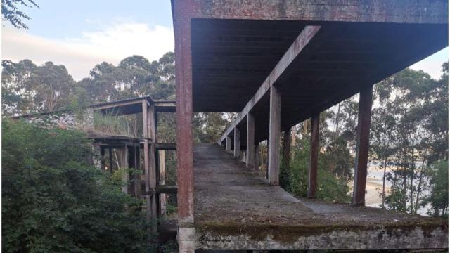 El esqueleto de un edificio es As Xubias (A Coruña).