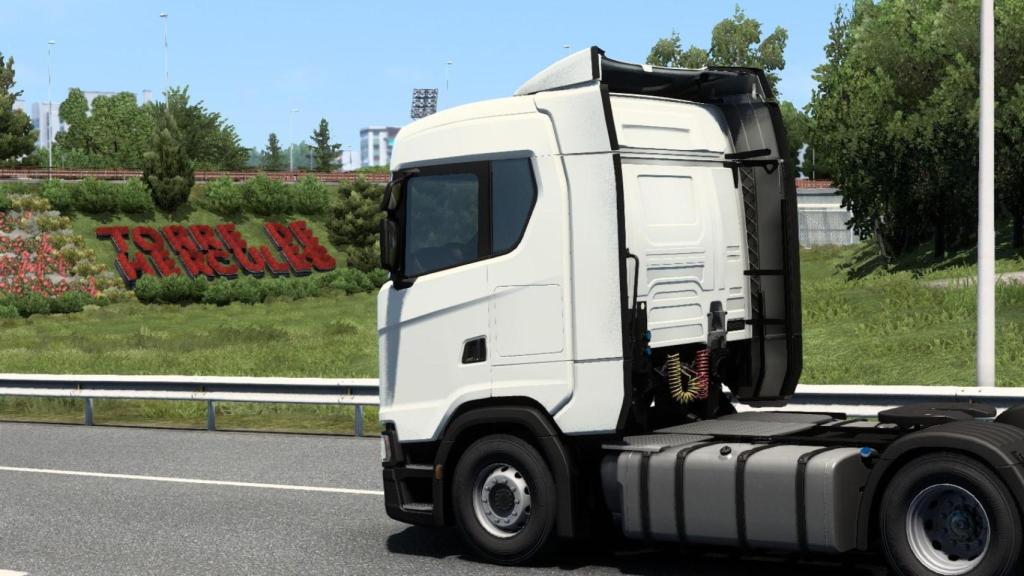 Captura del Euro Truck Simulator 2 en la entrada a A Coruña por la Avenida de Alfonso Molina