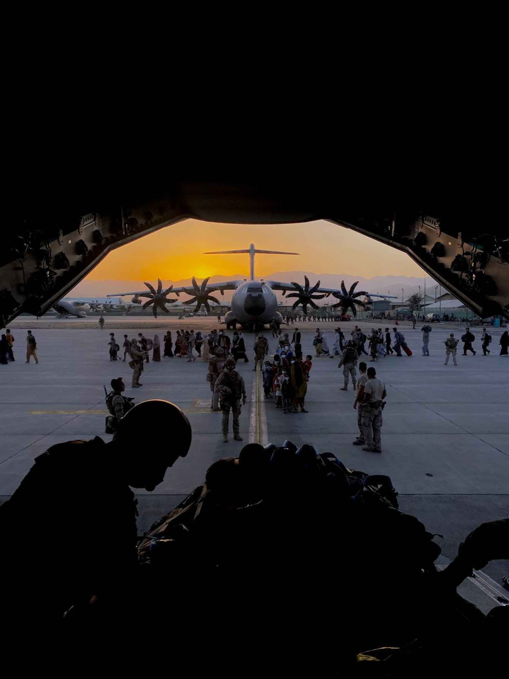El último avión del Ejército del Aire, antes de salir este viernes de Kabul.