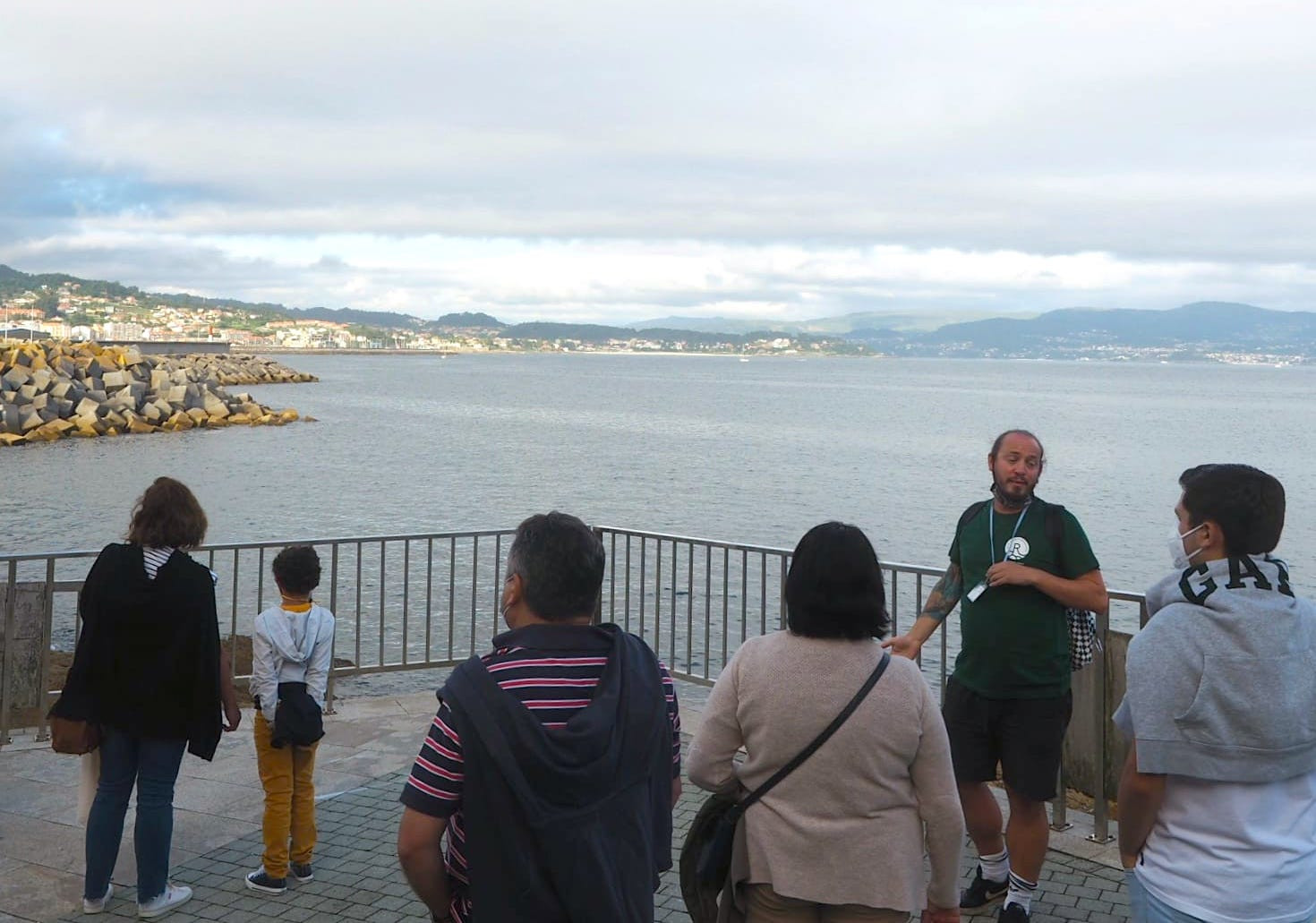 Andrés Rodiño en un free tour (Portonovo). Foto: Cedida.