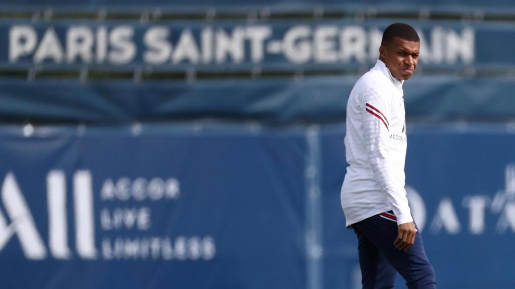 Kylian Mbappé, en un entrenamiento del PSG en la temporada 2021/2022