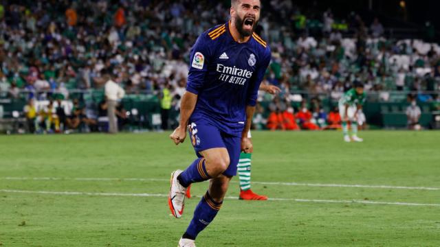 Dani Carvajal celebra su gol al Real Betis
