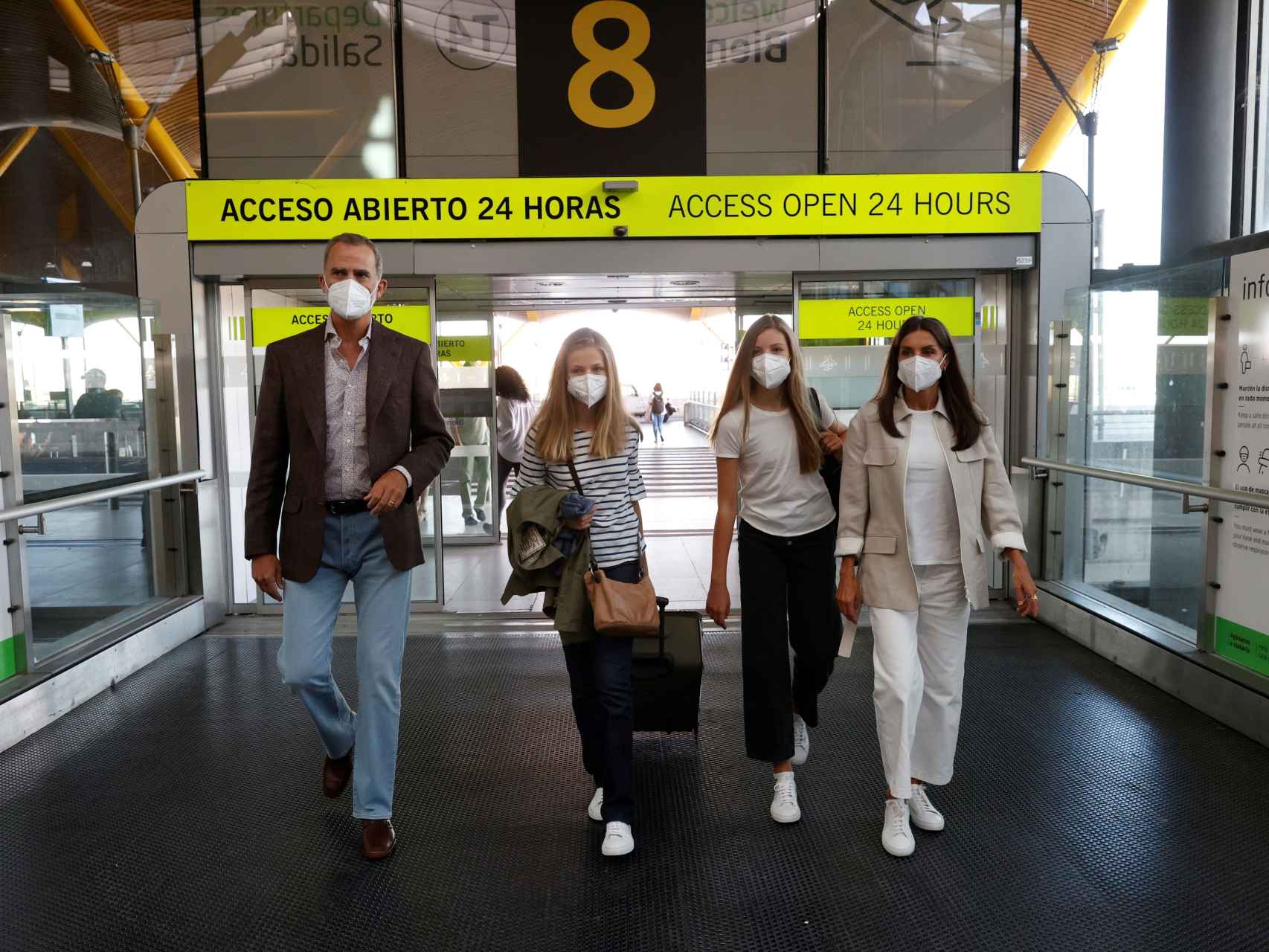 La Familia Real llega al aeropuerto Adolfo Suárez-Madrid Barajas.