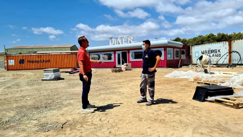 Instalaciones de la zona de ocio y restauracion del autocine.