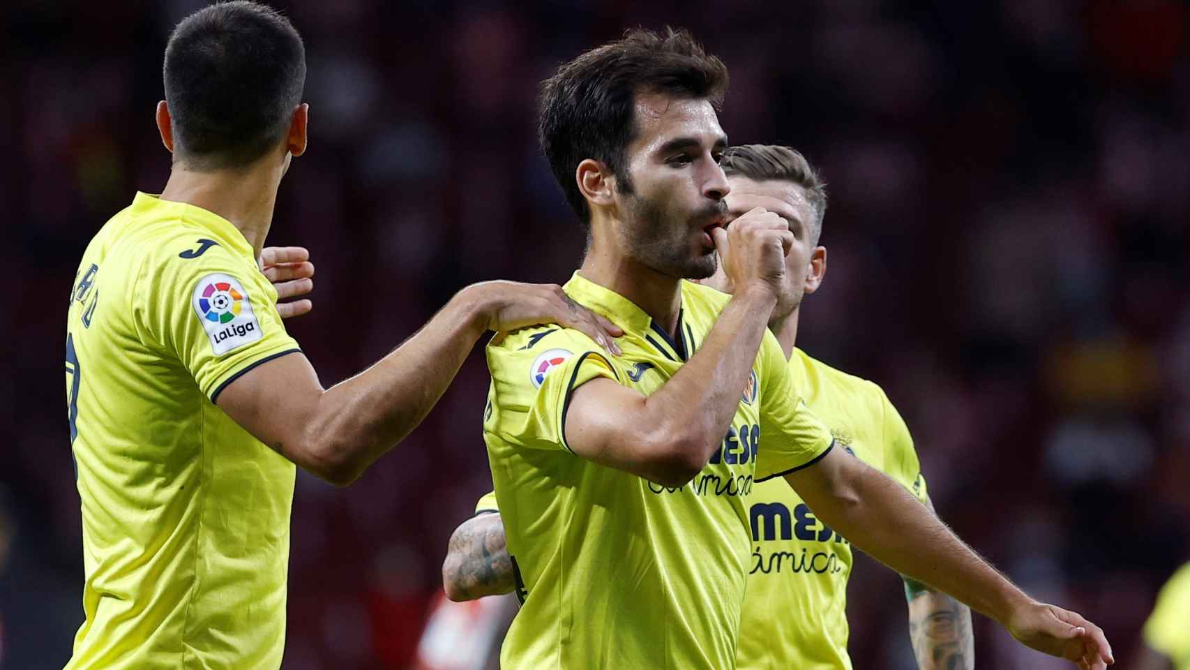 Manu Trigueros celebra un gol ante el Atlético de Madrid