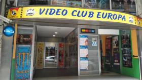 Fachada del Videoclub Europa en Santiago de Compostela.