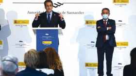 El actual presidente de la Autoridad Portuaria de Santander, Francisco Martín Gallego, y el presidente de Cantabria, Miguel Ángel Revilla.