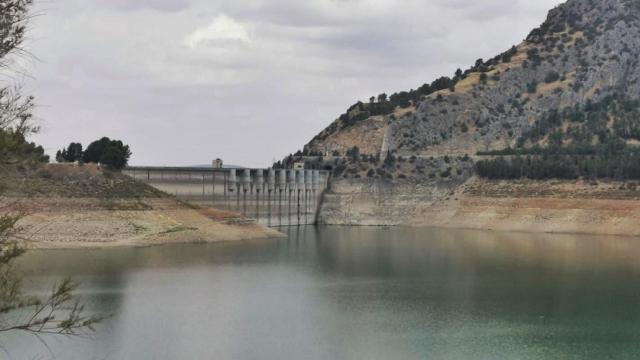 El embalse de Iznájar, en Córdoba, a 1 de septiembre de 2021.