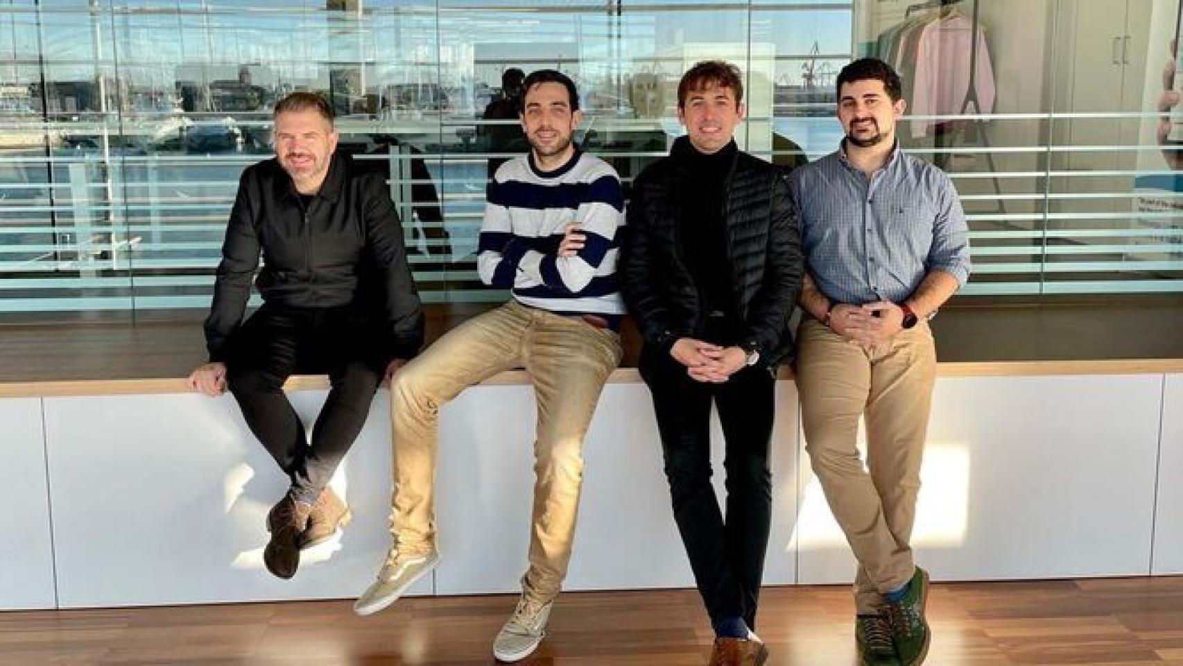 Equipo de Grupo Mox (de izquierda a derecha): Gregorio López, CEO y fundador; Antonio Valenzuela, cofundador; Enric Ochoa-Prieto, 'strategy & operations' y Rafa Camacho, 'specialist operations' manager.