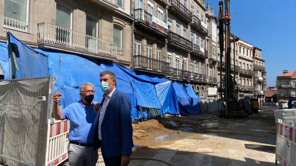 Comerciantes de la calle Elduayen de Vigo denuncian los perjuicios de las obras en la zona