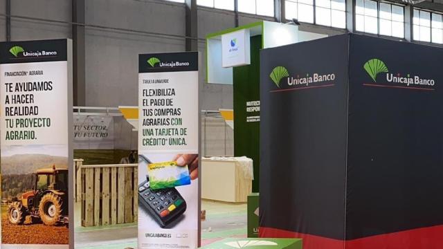 Expositor de Unicaja Banco en Salamaq'21