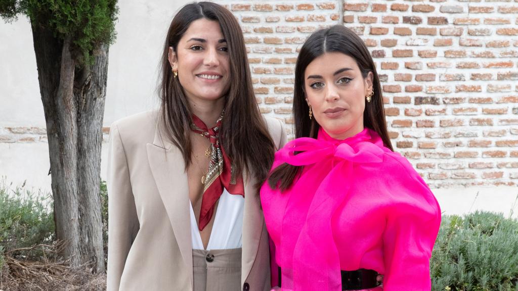 Alba Paul y Dulceida, durante la boda de María García de Jaime y Tomás Páramo.