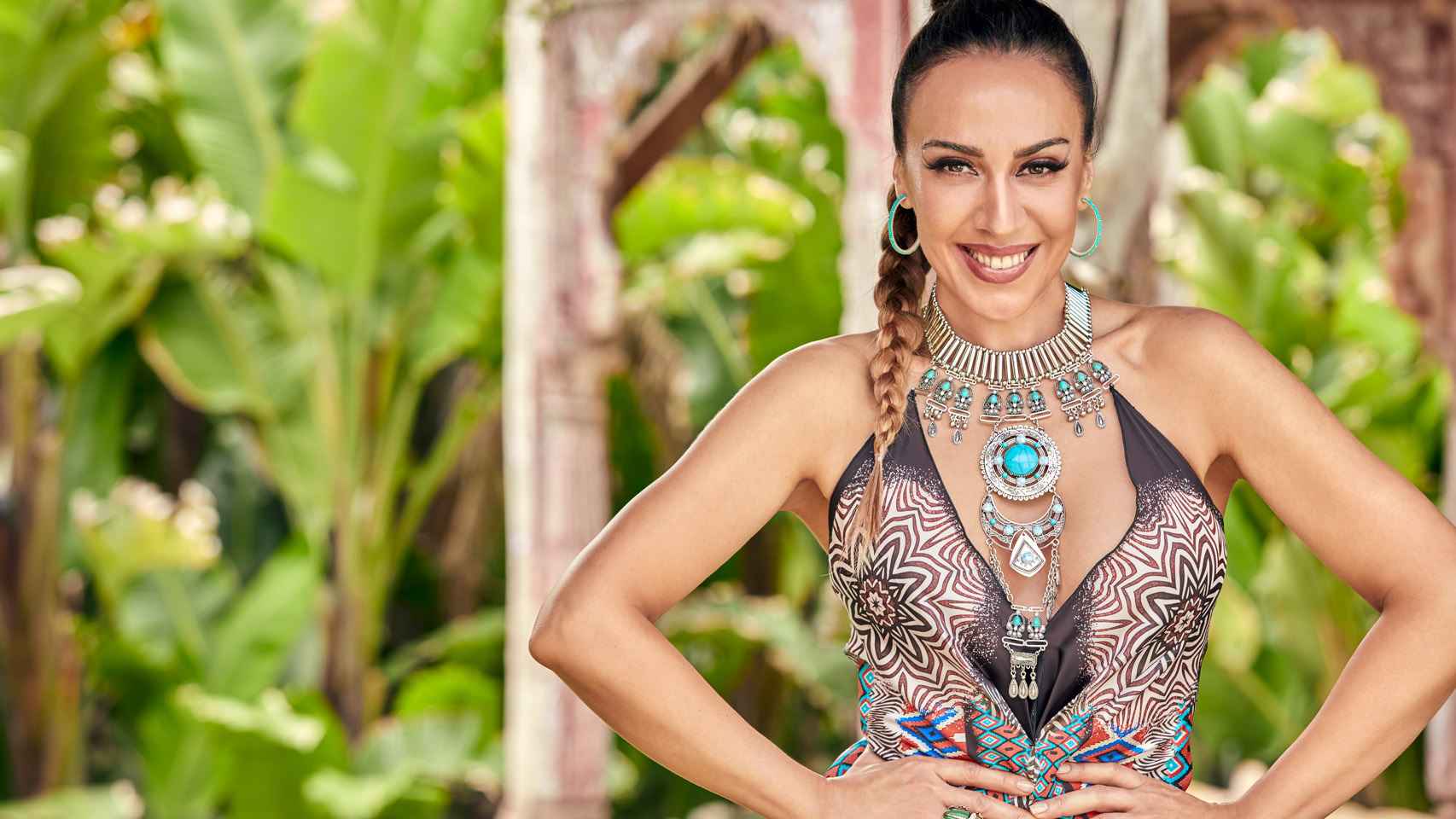 Mónica Naranjo es la presentadora de 'Amor Con Fianza'