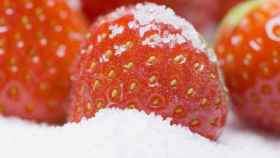 Pese a su nombre, la fructosa es un azúcar refinado y peor que los naturales de la fruta.