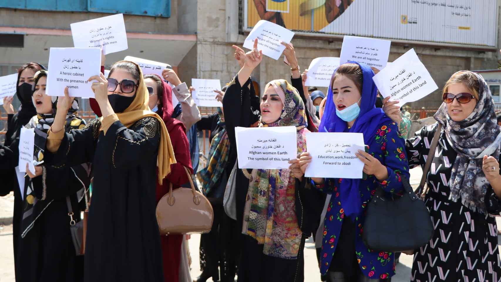 Mujeres afganas durante una protesta en Kabul en septiembre de 2021.
