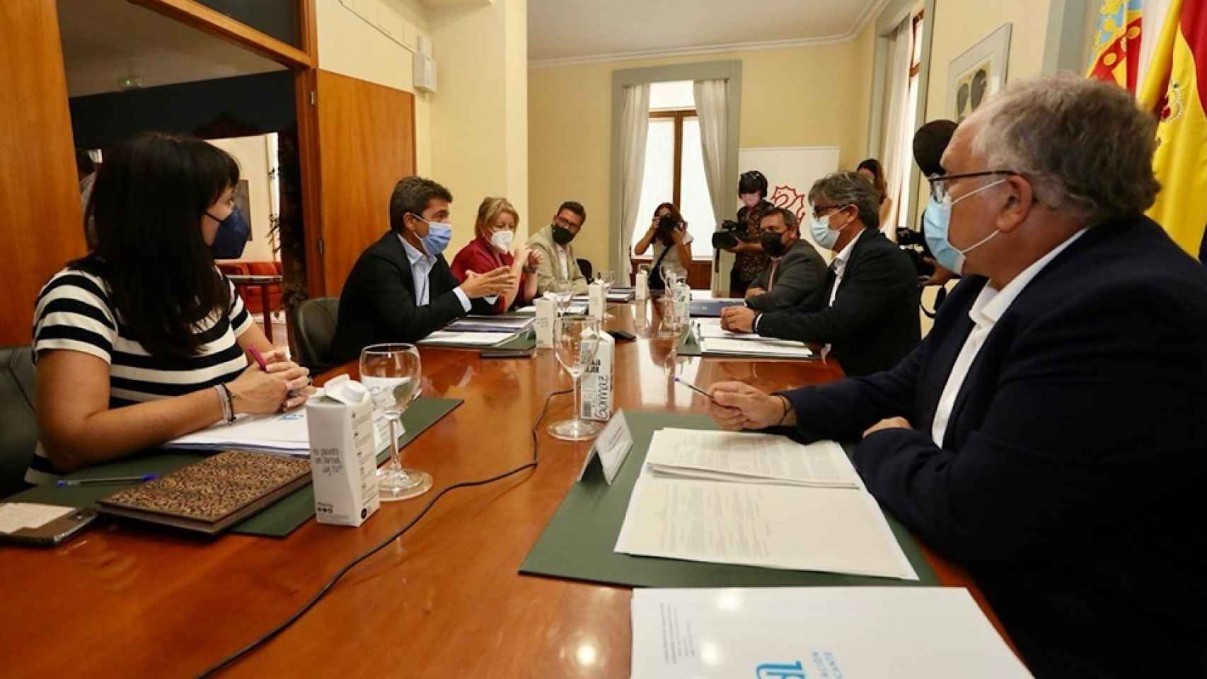 Comisión bilateral entre la Diputación de Alicante y la Generalitat.