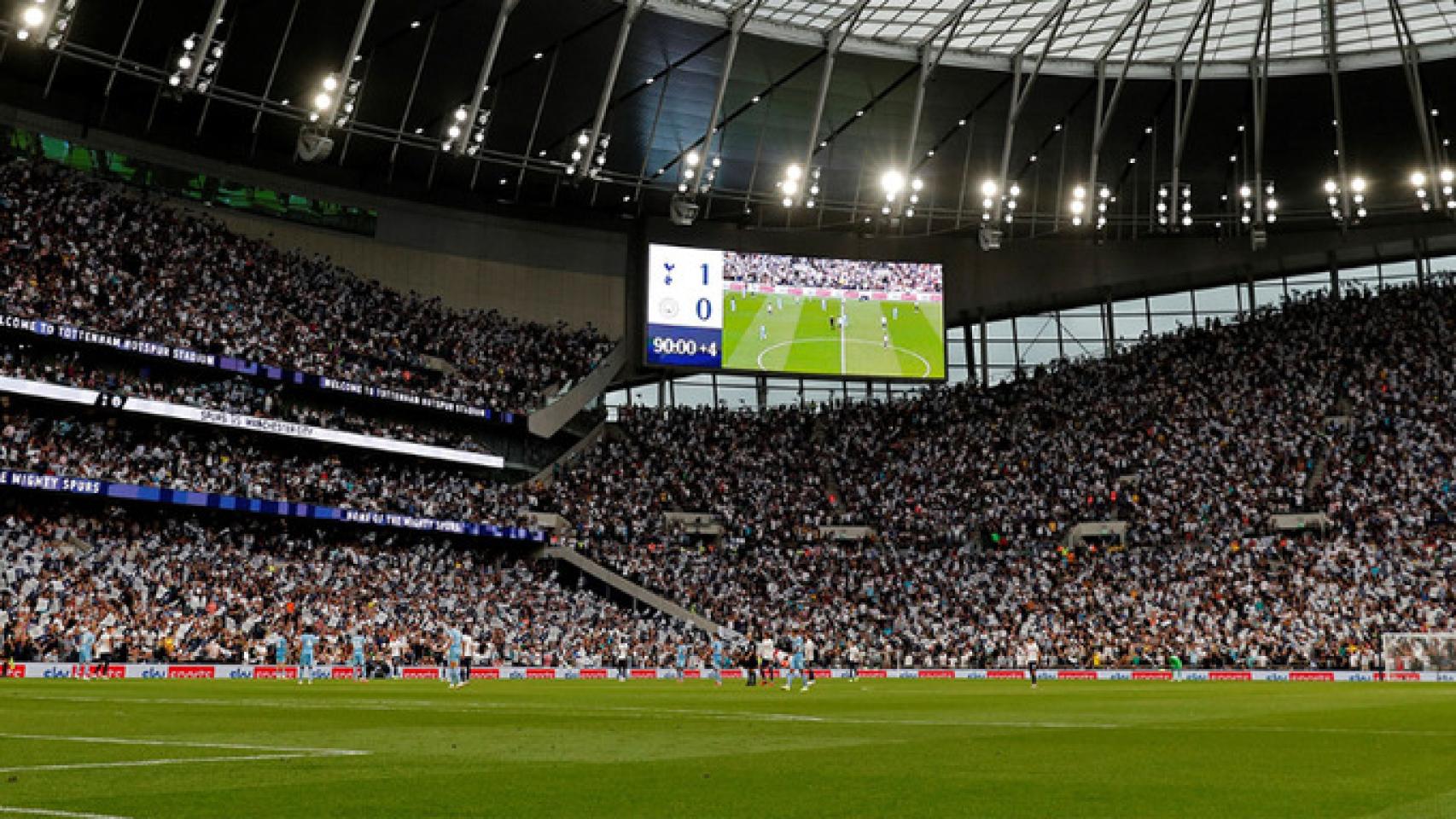 El estadio del Tottenham con público en sus gradas