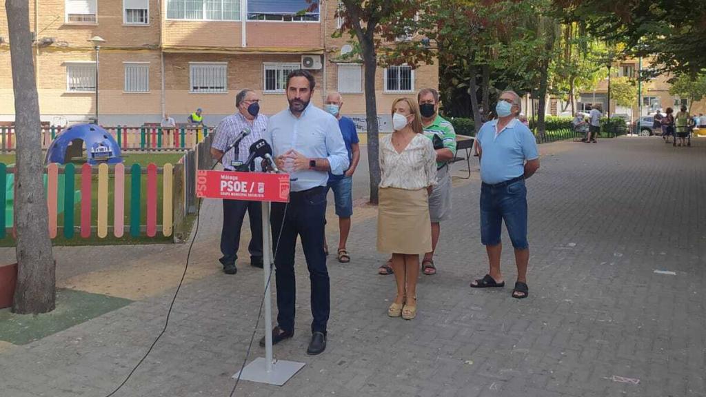 Dani Pérez en su visita al barrio de La Luz.