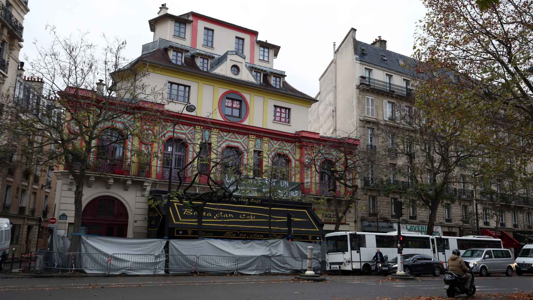 La sala Bataclan de París tras el atentado la noche del 13 de noviembre de 2015.