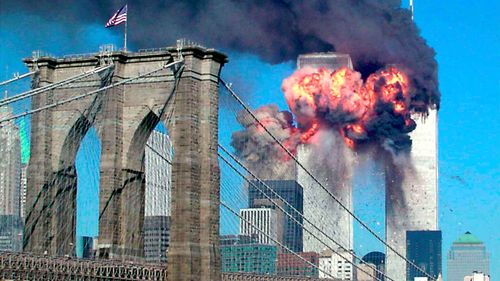 Las Torres Gemelas en llamas tras el impacto de los dos aviones el 11 de septiembre de 2001.