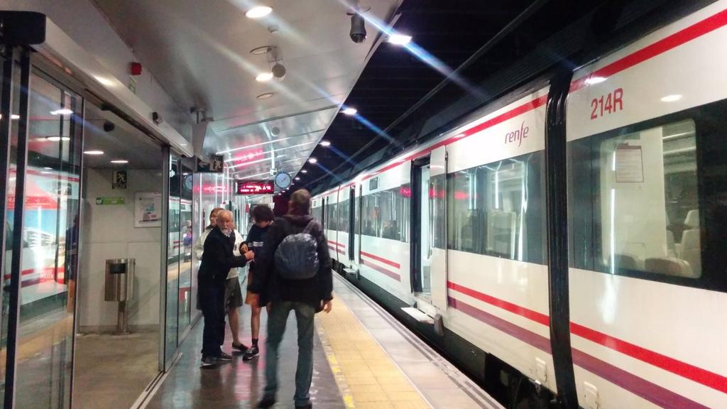 Un tren de Cercanías en Málaga.