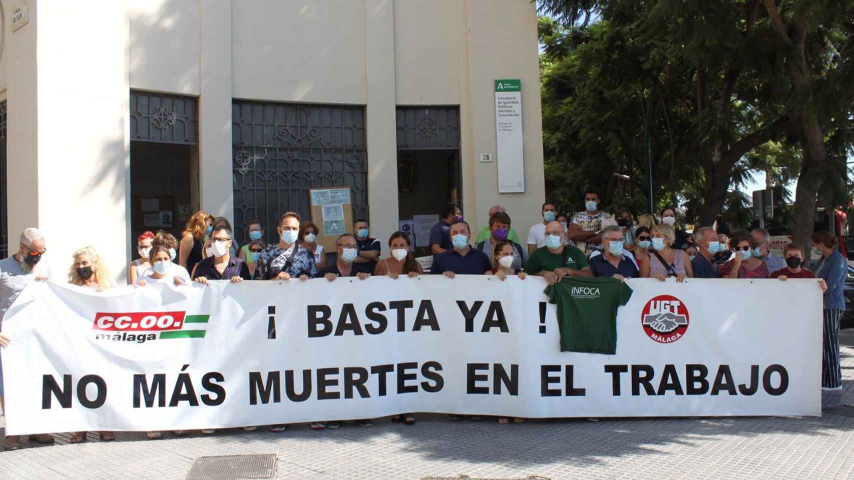 Concentración de los sindicatos en Málaga
