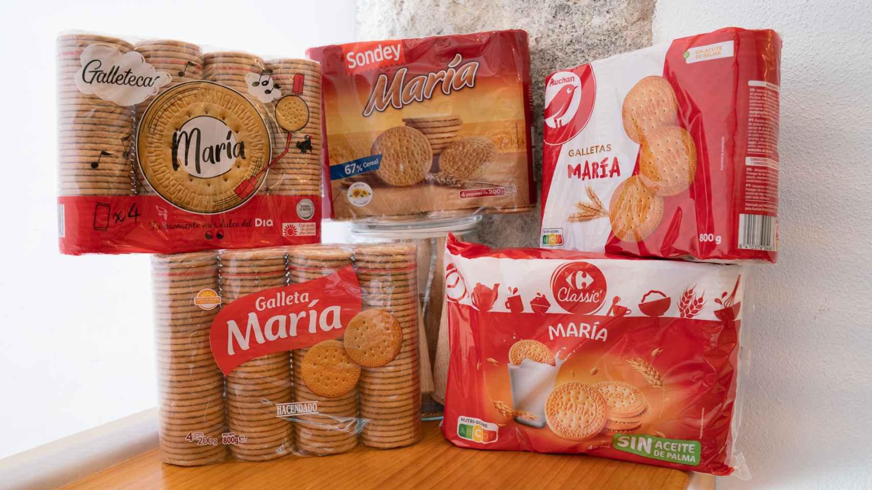 Los cinco paquetes de galletas María de marca blanca de los supermercados.