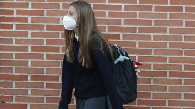 La infanta Sofía en su regreso a colegio.