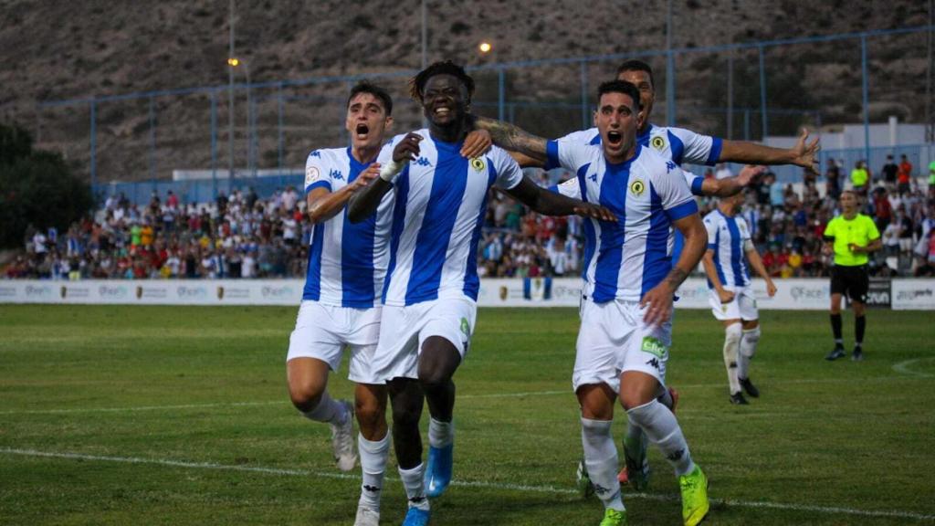 Celebración del gol de la victoria del Hércules ante el Intercity.