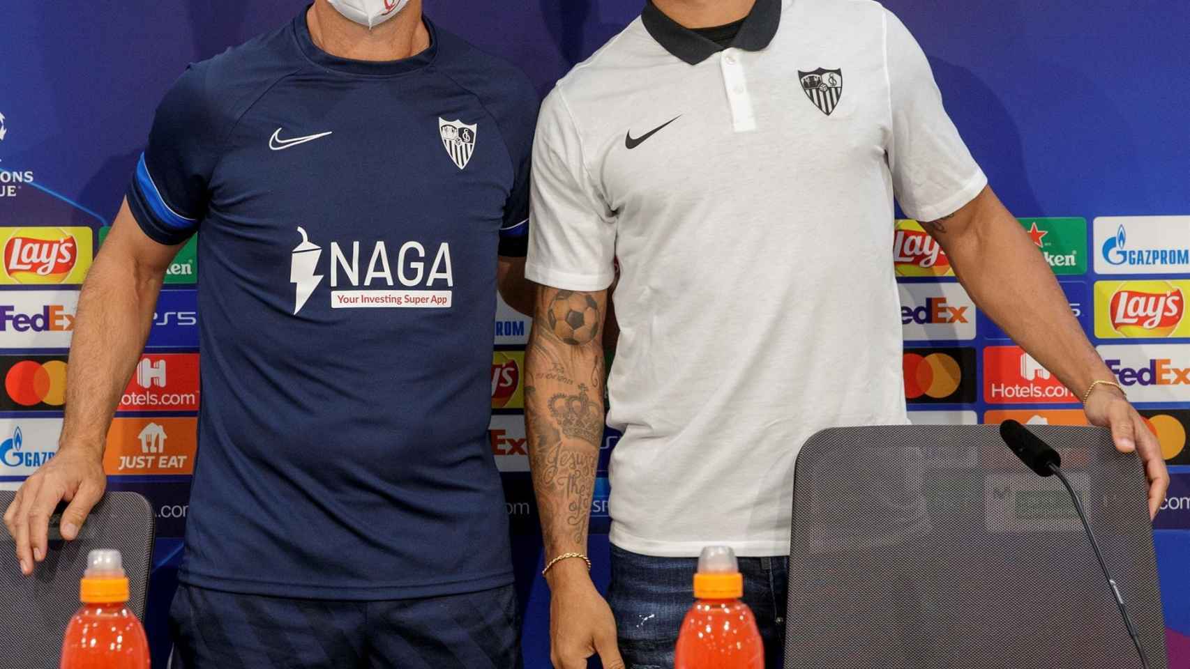 Julen Lopetegui y Diego Carlos, en rueda de prensa de la Champions League