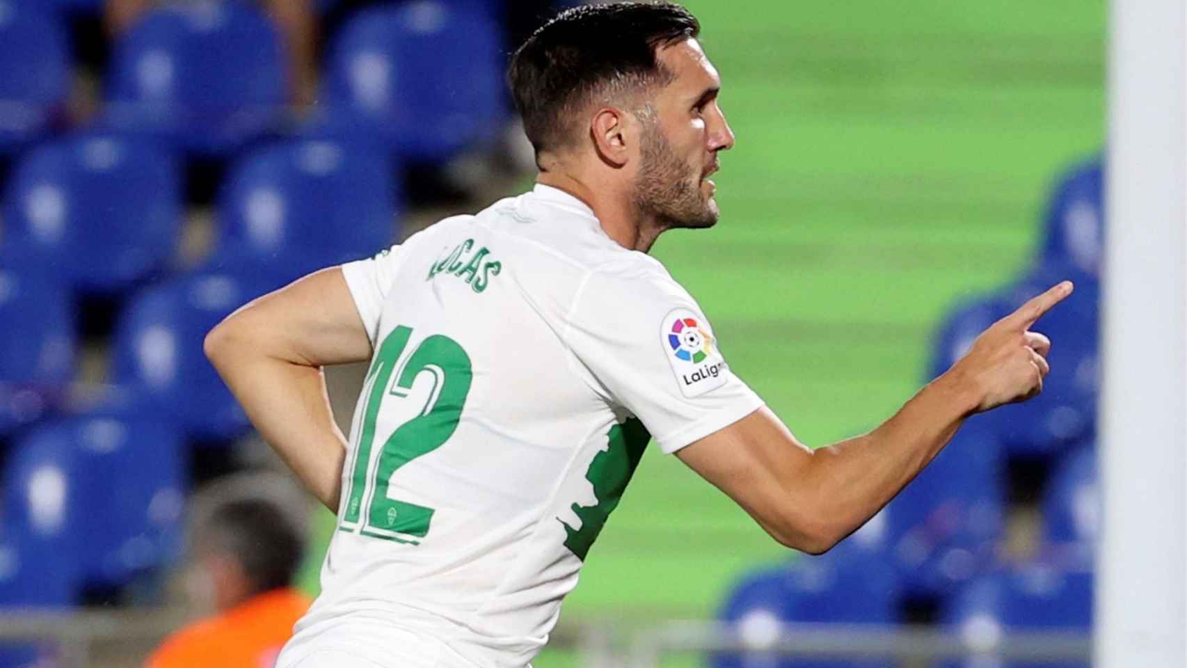 Lucas Pérez celebra un gol del Elche en La Liga 2021/2022